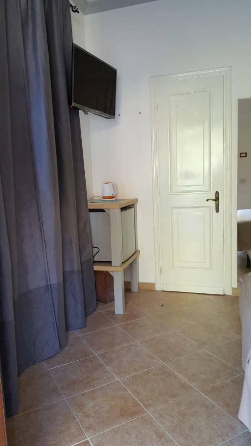Borgo Dei Centurione Hotel Rome Bagian luar foto